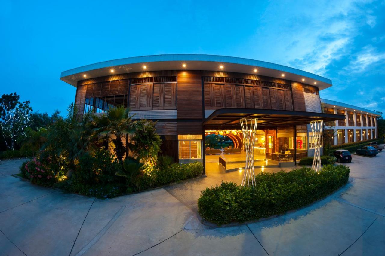 Hotel Baan Rim Ao Chanthaburi
